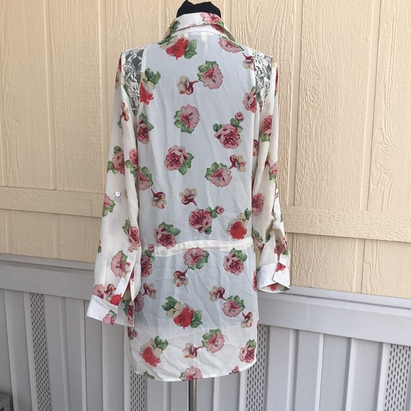 Beautiful Miss Me Women’s Blouse with Lace - Picture 3 of 13